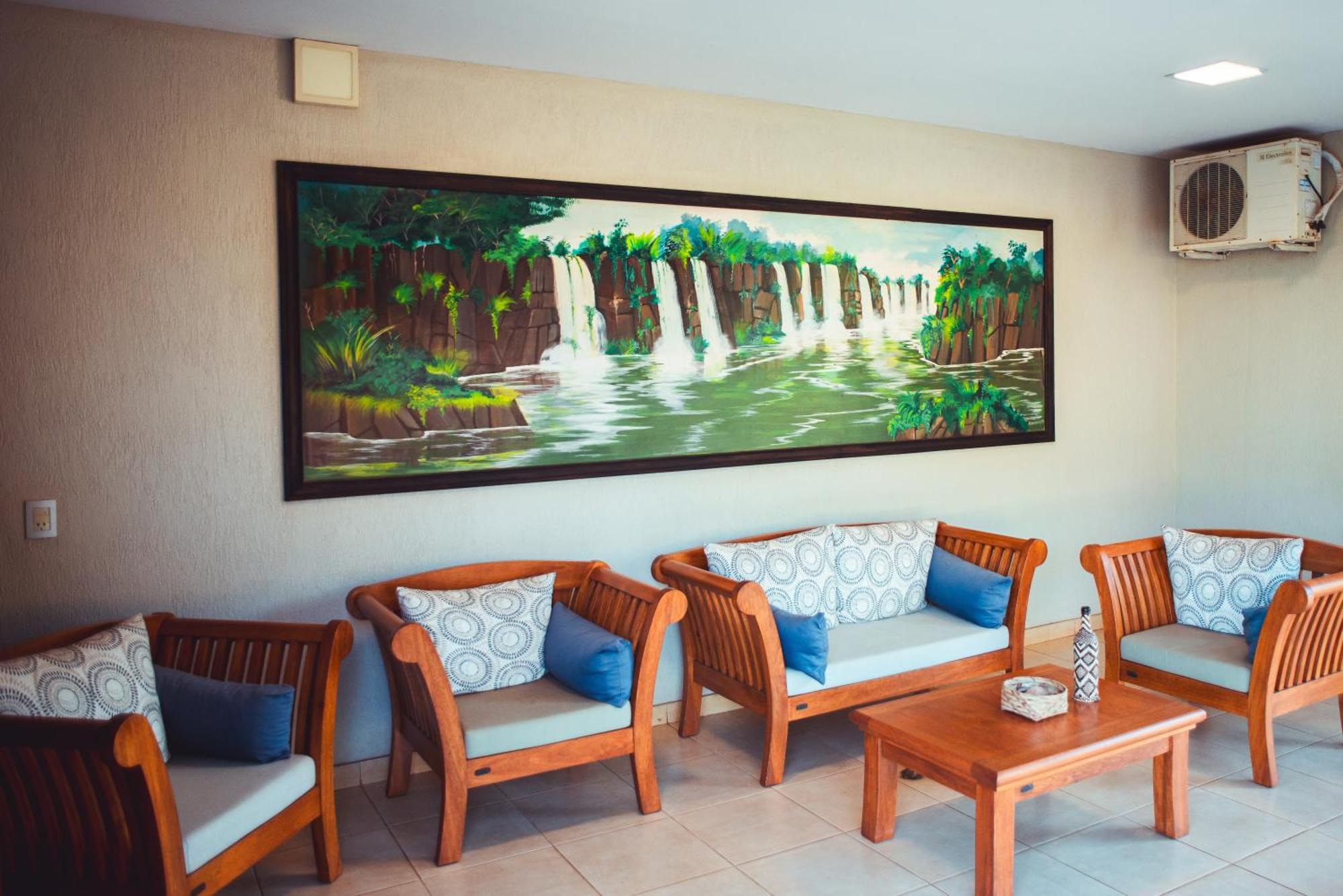 Irova Apart Hotel Posadas Exterior photo